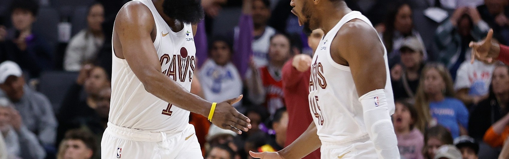 星空体育在线-骑士VS独行侠首发：米切尔、哈登、埃利斯、韦德、莫布里