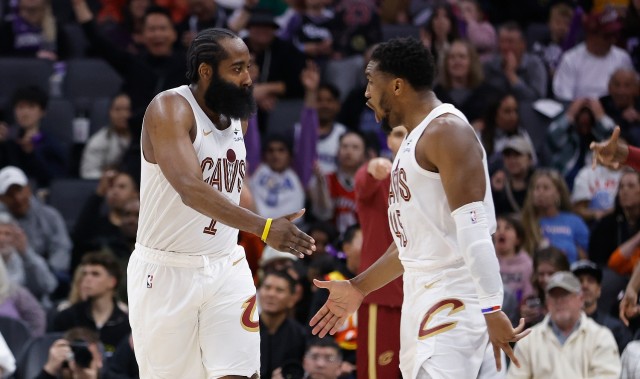 星空体育在线-骑士VS独行侠首发：米切尔、哈登、埃利斯、韦德、莫布里